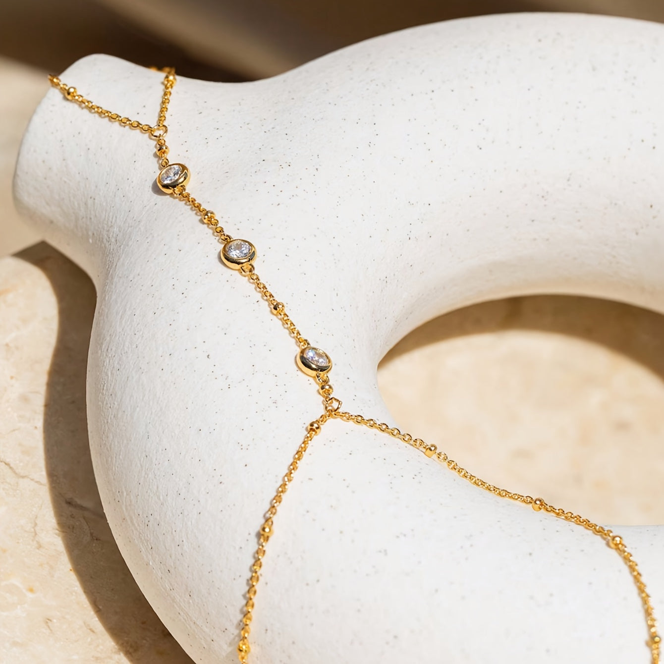 1pc Elegant Cubic Hand Chain Bracelet for Women