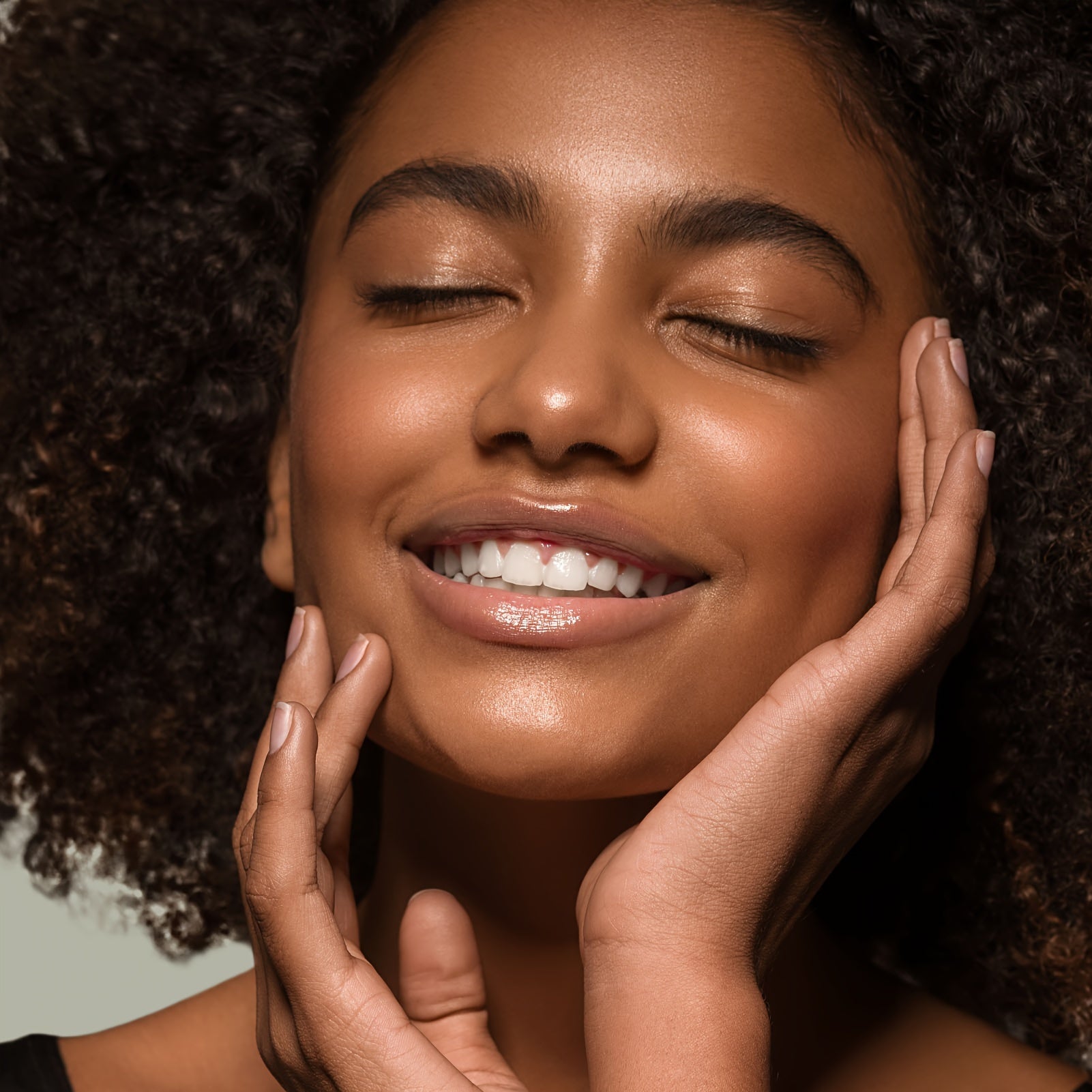 SkinRelief™ Snail Repair – 150ml 96% Advanced Mucin Serum - bodyrelief.uk