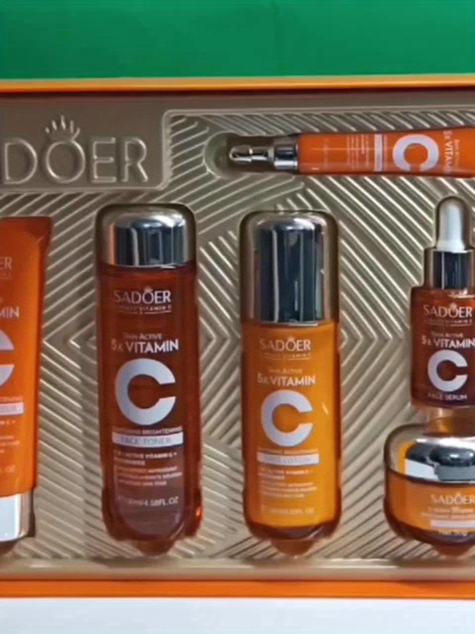 5-In-1 Vitamin C Skincare Gift Set